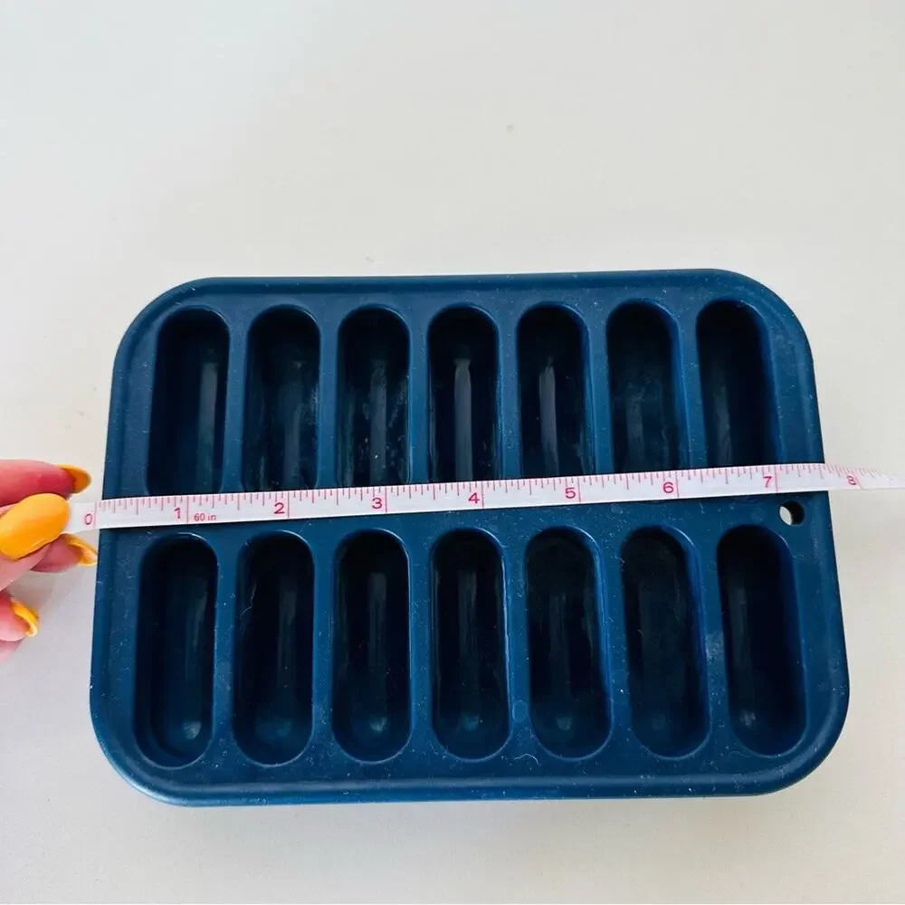 ANTROPOLOGIE Dark Navy Blue Slim Water Bottle Silicone Ice Cube Tray Maker